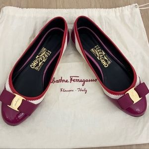 Salvatore ferragamo ballerinas 36